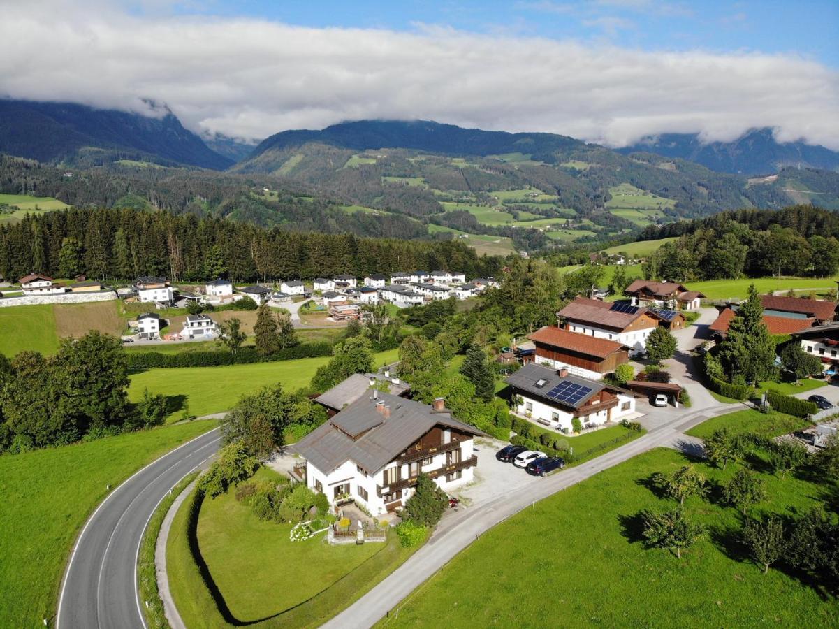 Sonneck Pension Пфаррверфен Экстерьер фото
