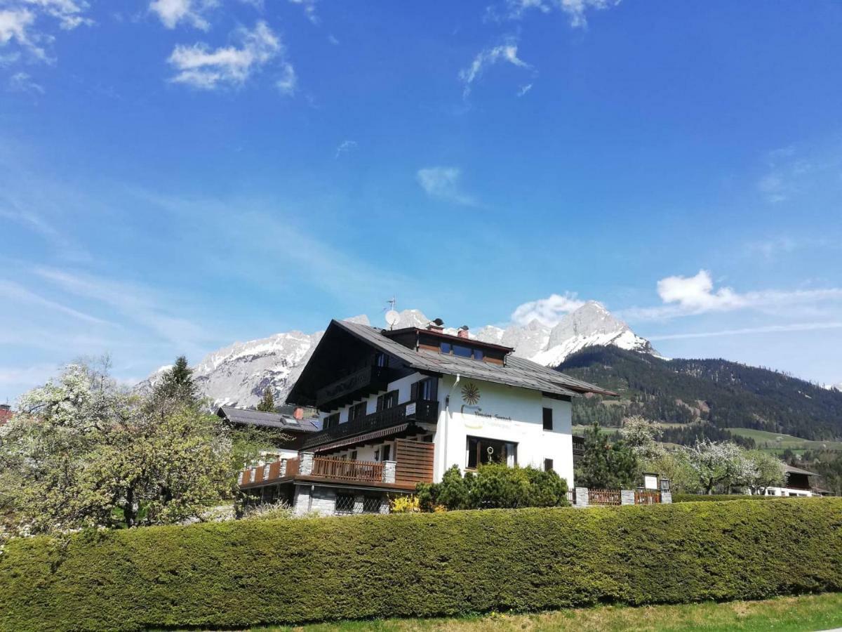 Sonneck Pension Пфаррверфен Экстерьер фото